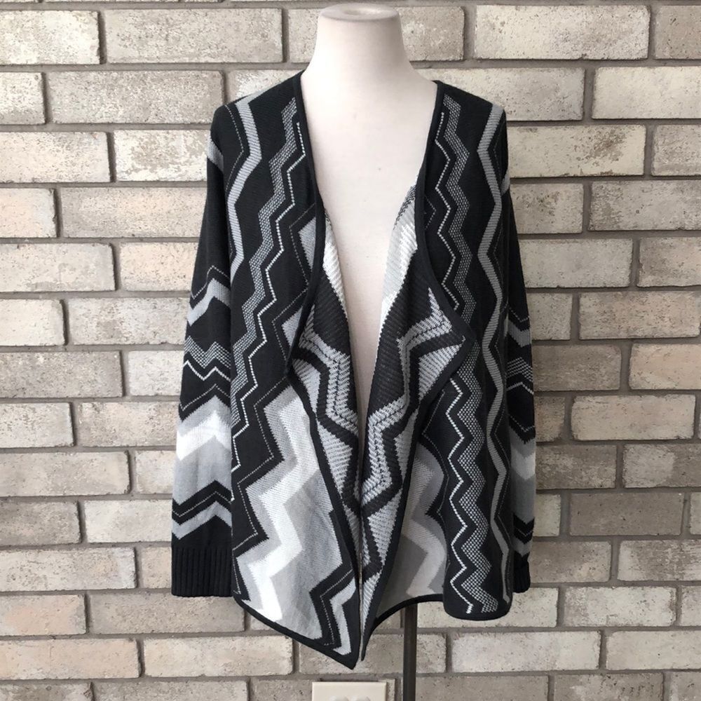 3for$20 cardigan medium